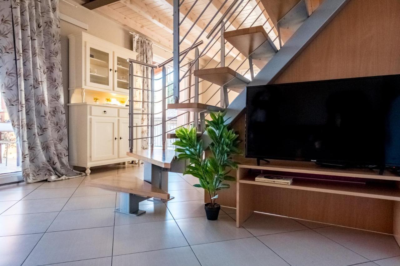 Residenza Oleandro Desenzano del Garda Exterior foto